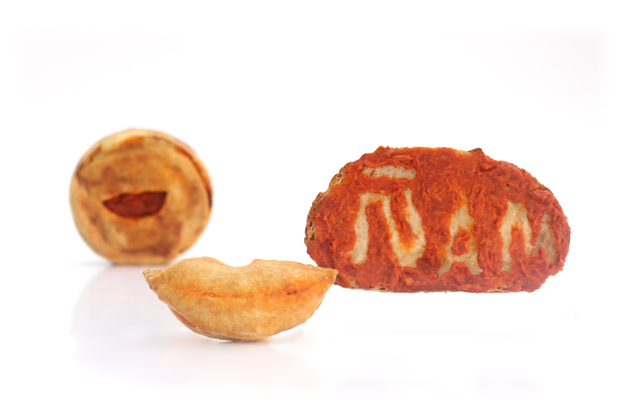 W 13 Empanada Labios